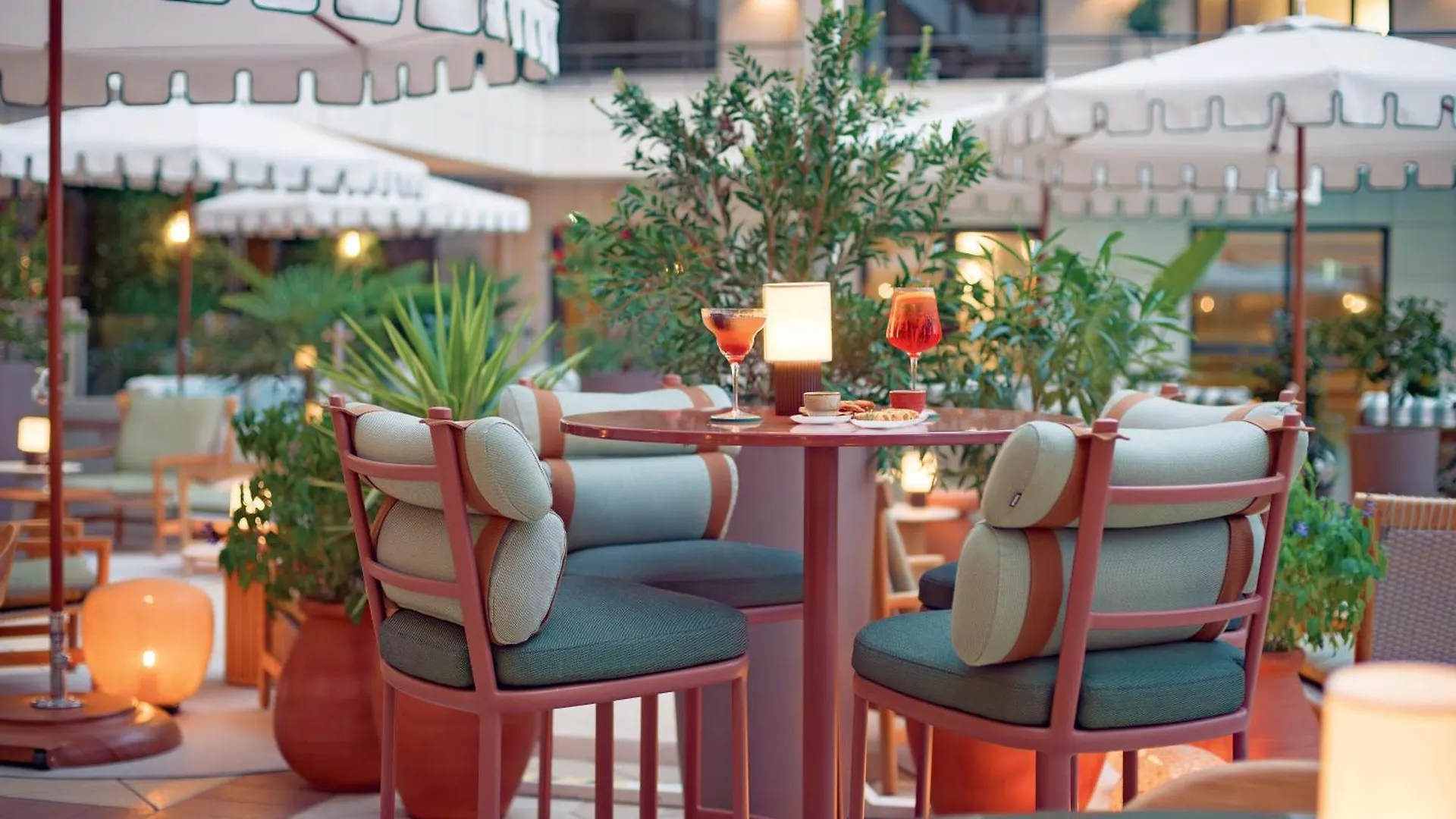 Отель Hyatt Regency Nice Palais De La Mediterranee